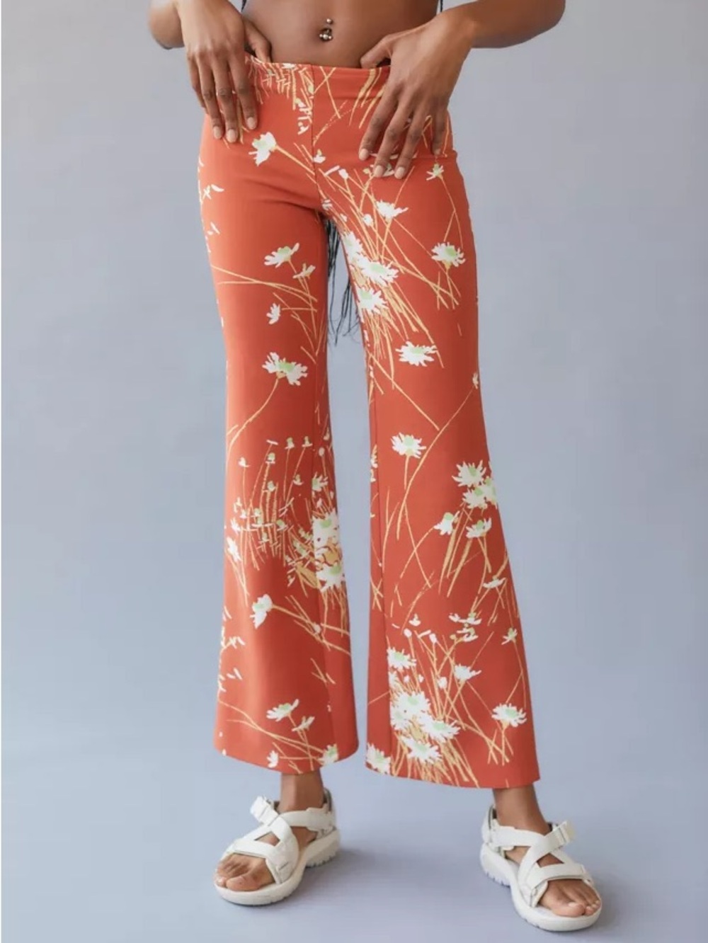 Urban Outfitters Dalila Low-Rise Flare Leg Orange Floral Retro Pants Medium